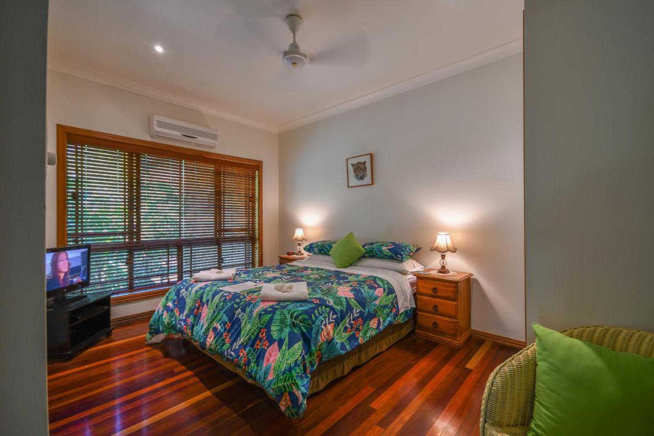Hibiscus Lodge Bed & Breakfast Wongaling Beach Εξωτερικό φωτογραφία